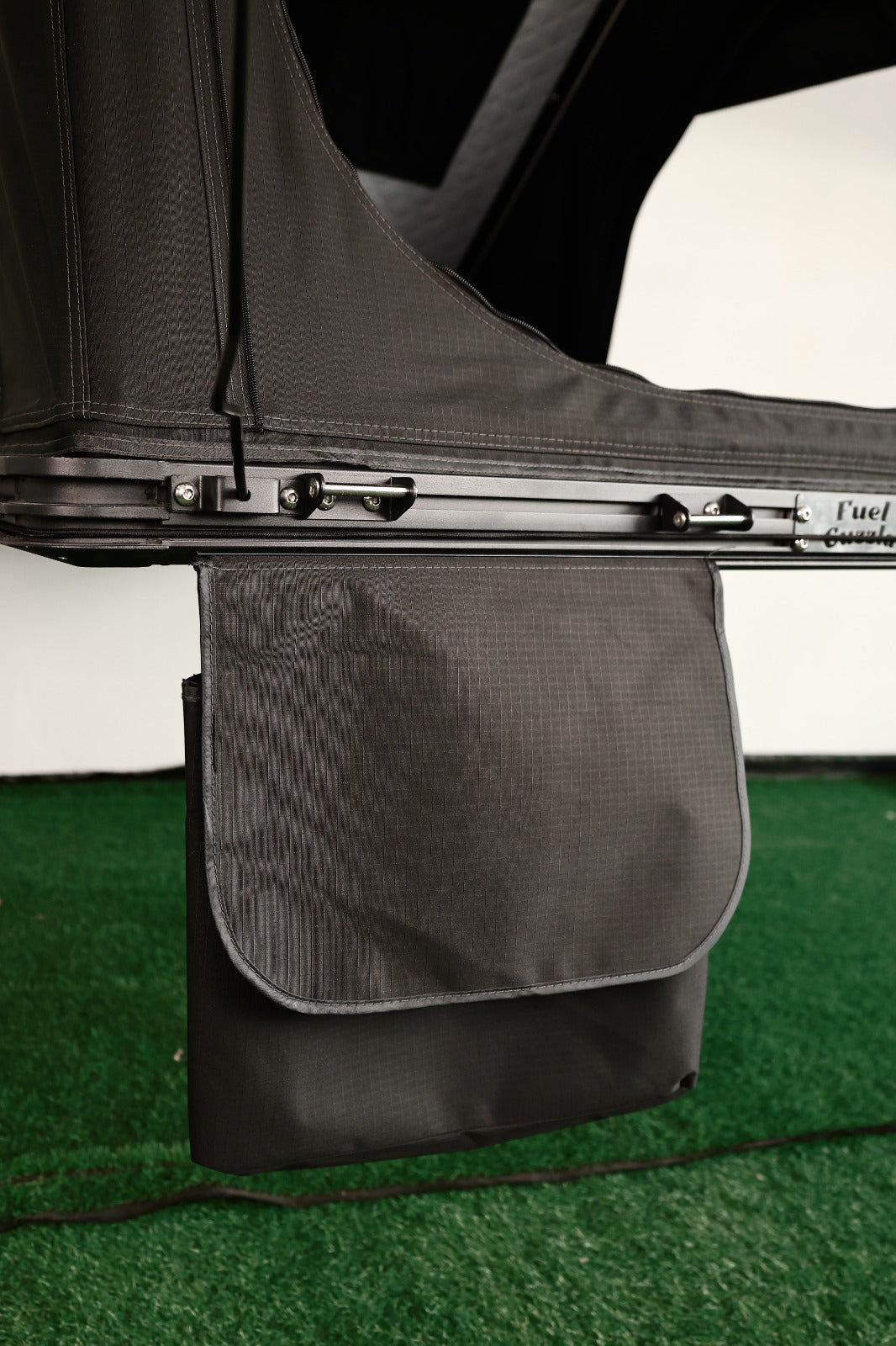 Hard Shell Aluminium Rooftop Tent